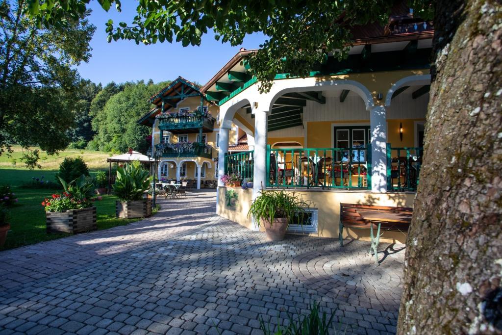 Landhotel Waldmuehle Sankt Georgen im Attergau Exteriér fotografie
